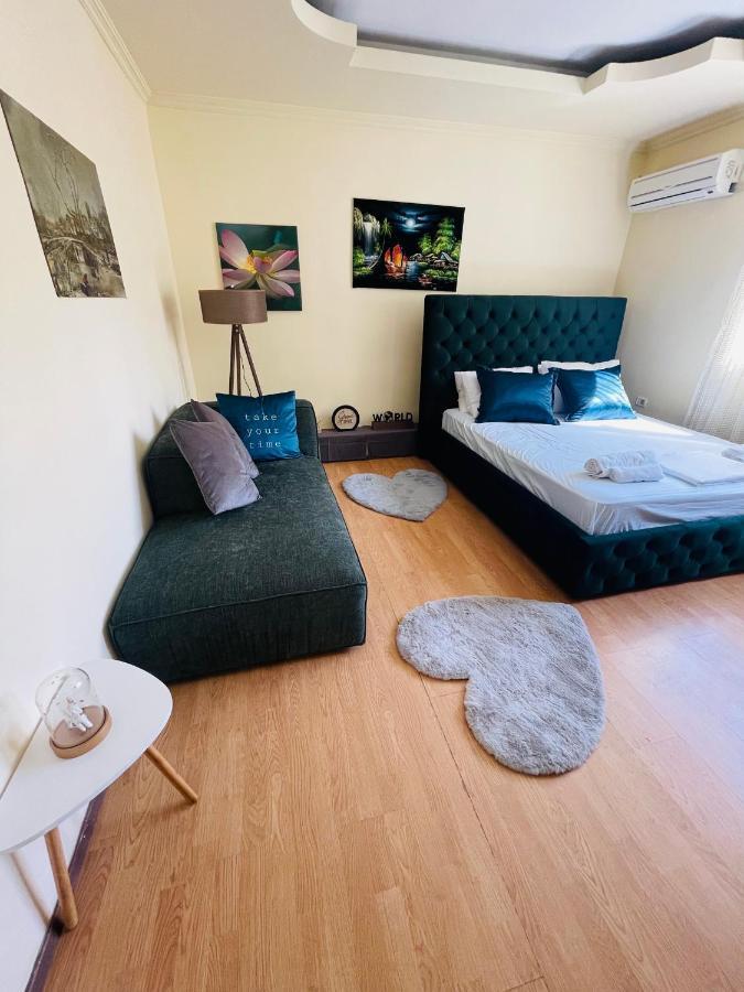 New Baazar Escape * Tiranë
